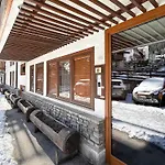 Mont Chetif - Center Апартаменти *