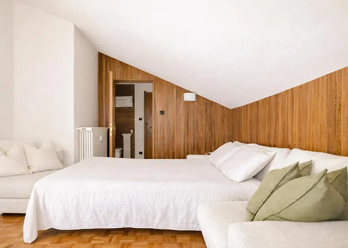 Mont Chetif - Center Apartman *